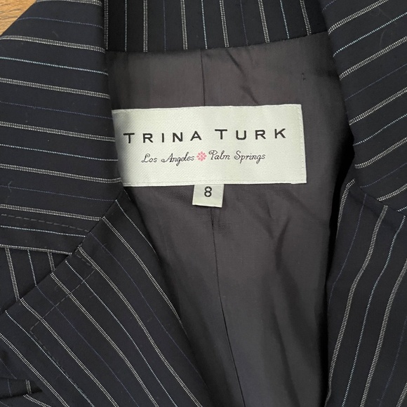 Trina Turk Pinstripe Blazer & Shorts Suit Set Made in USA Size 8 6 - Picture 4 of 16